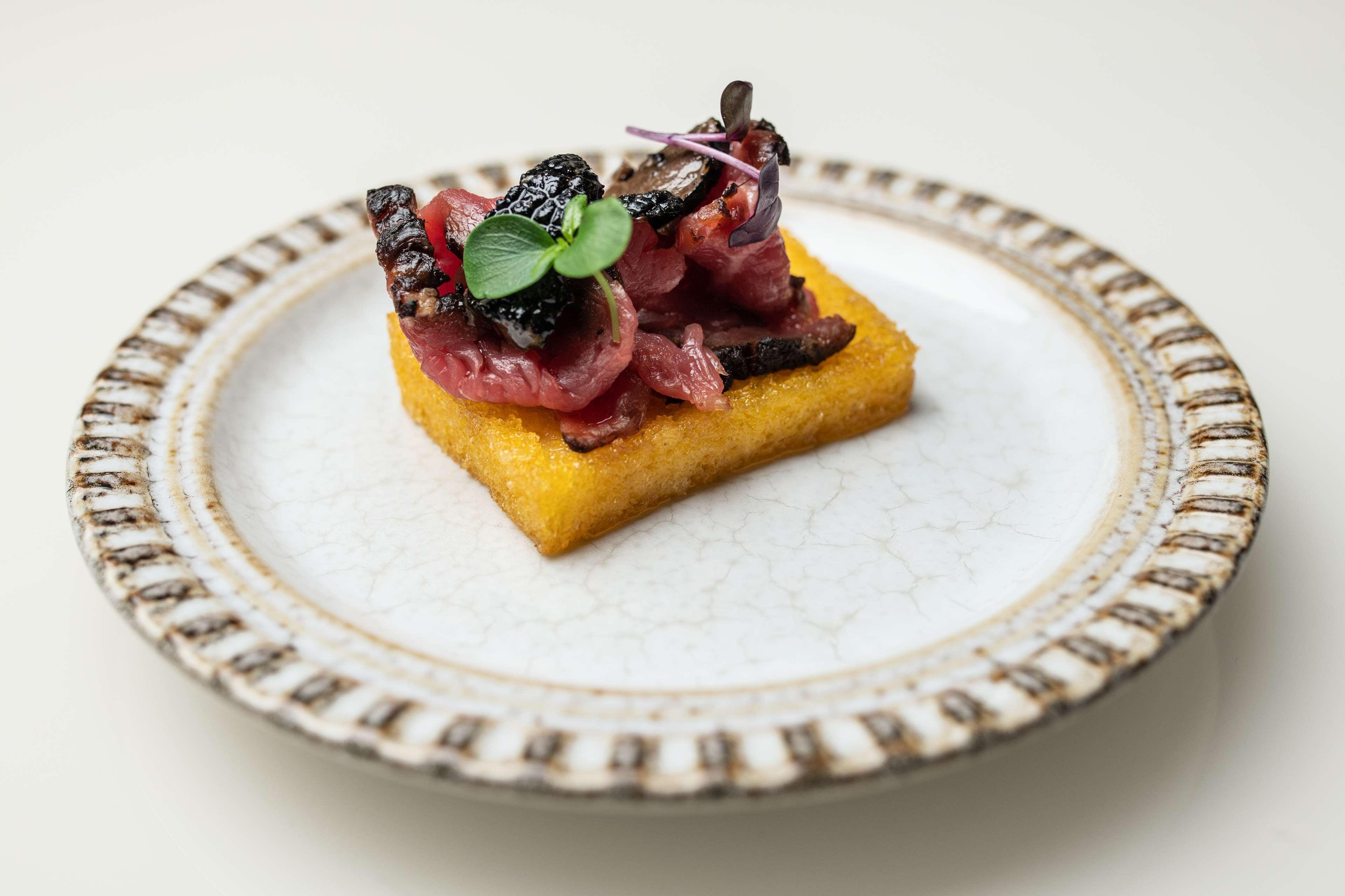 Radisson Collection Hotel, Palazzo Nani Venedig Exteriör bild A plate of polenta