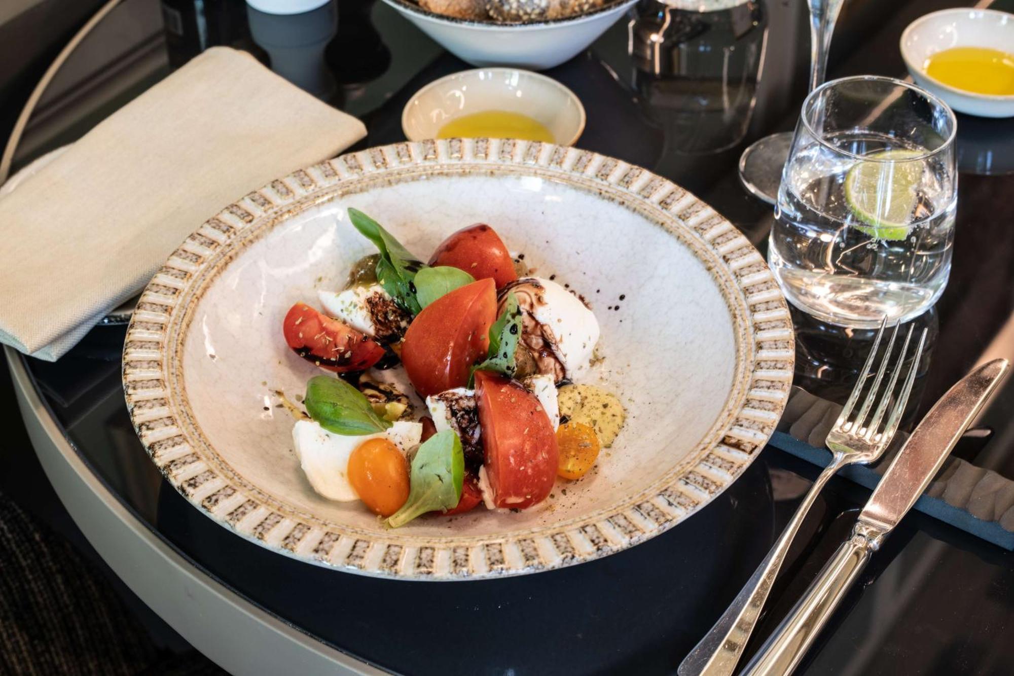 Radisson Collection Hotel, Palazzo Nani Venedig Exteriör bild Caprese salad